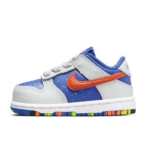 TODDLER DUNK LOW
Kids – Photon Dust/Total Orange-astronomy Blue